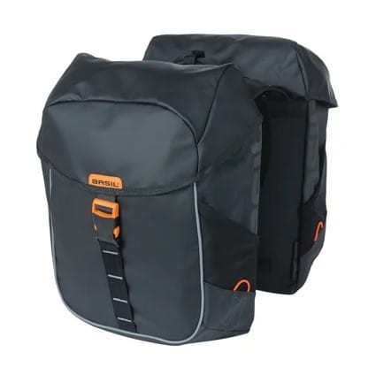 Przejdź do produktu Sakwa miejska podwójna BASIL MILES TARPAULIN DOUBLE PANNIER BAG 34L, Universal Bridge System, 100% wodoodporna black orange (NEW 2024)