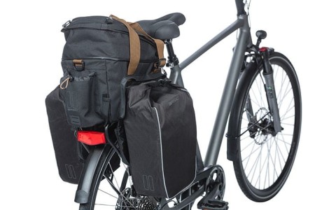 Torba na bagażnik BASIL MILES TARPAULIN TRUNKBAG XL PRO 9-36L, 100% wodoodporna black slate (bez płytki mocującej) (NEW 2024) - rove.pl
