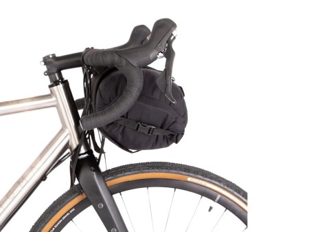 Torba na kierownice Restrap Bar Bag, L, czarny - rove.pl