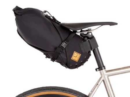 Torba podsiodłowa Restrap Saddle Bag, 8L, czarny - rove.pl