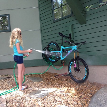 Wieszak na rower Feedback Sports, Wall Post - rove.pl