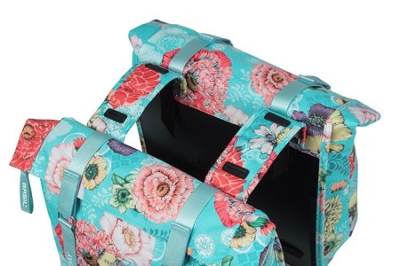 Sakwa podwójna na bagażnik BASIL BLOOM FIELD DOUBLE PANNIER BAG 28-35L, Universal Bridge System, sky blue - rove.pl