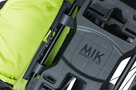 Uchwyty do sawk bocznych BASIL MIK PANNIER BAGS TUBES do montażu na bagażniku 2 sztuki czarne (NEW) - rove.pl