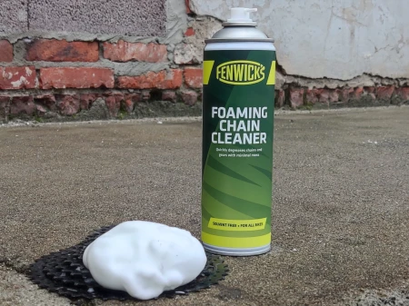 Pianka do czyszczenia łańcucha Fenwick's 200 ml.webp