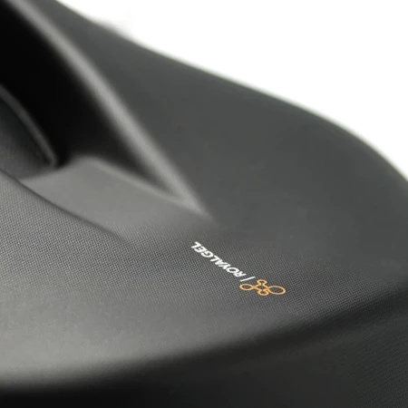 sr-94f6ur0a05x37_g.webp