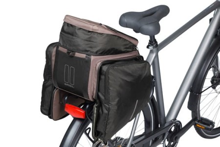 Torba na bagażnik BASIL MOV TRUNK BAG, MIK z adapterem do mocowania, 10-26L, Wodoodporna, Brown (NEW 2025) - rove.pl
