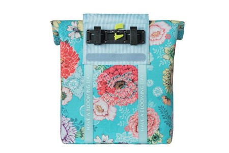 Torba na bagażnik BASIL BLOOM FIELD SHOPPER 15-20L, sky blue (NEW) - rove.pl