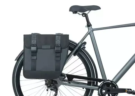 Sakwa miejska podwójna BASIL TOUR XL WATERPROOF DOUBLE PANNIER BAG 35L, Universal Bridge System, wodoodporna black (NEW).webp