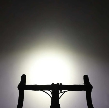 Lampka przednia MAGICSHINE ALLTY 1200U UNDERNEATH MOUNTED,1200 lumenów, Z uchwytem