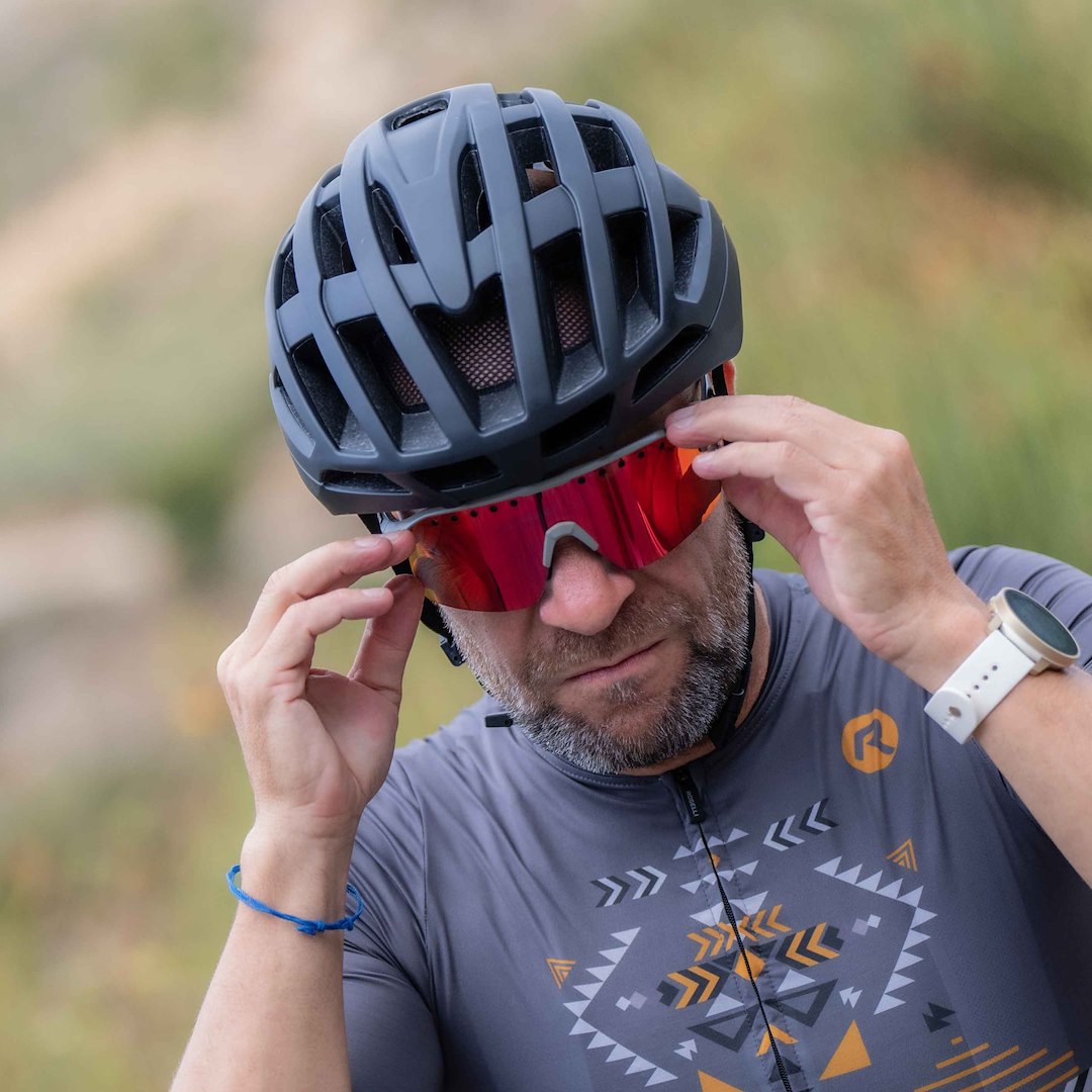 Rogelli kask DEIRO czarny S/M - rove.pl