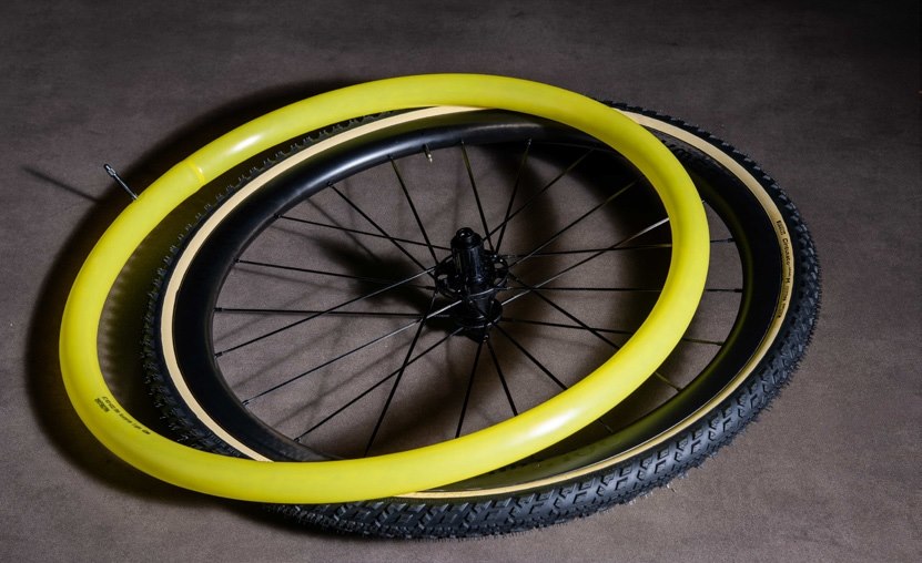 Dętka Pirelli Cinturato SmarTube Lite 35/50-622/584 (700c/650b) Presta 60mm - rove.pl