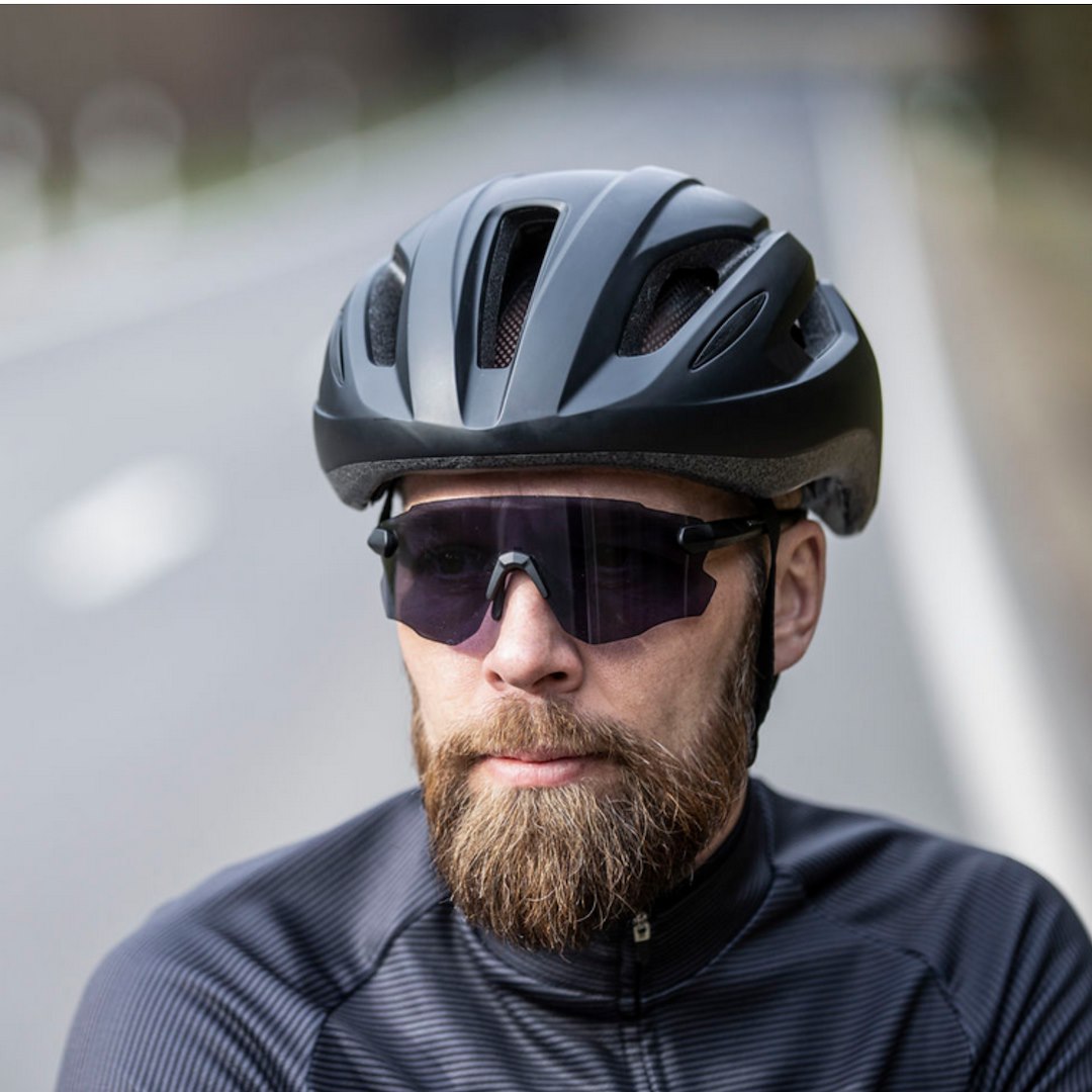 Rogelli kask CUORA czarny S/M - rove.pl