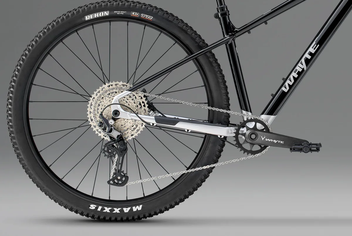 Rower WHYTE Secta RS Gloss black with silver