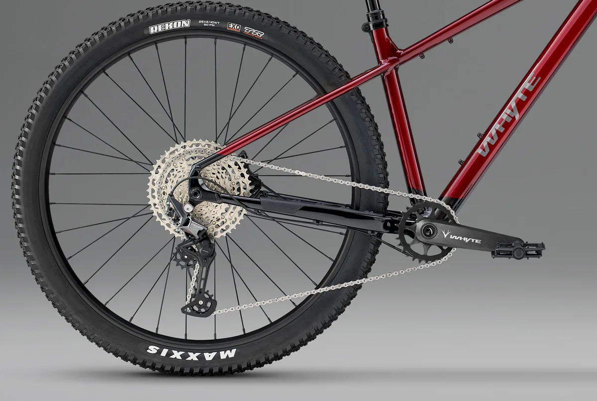 Rower WHYTE Secta RS Ruby red with black