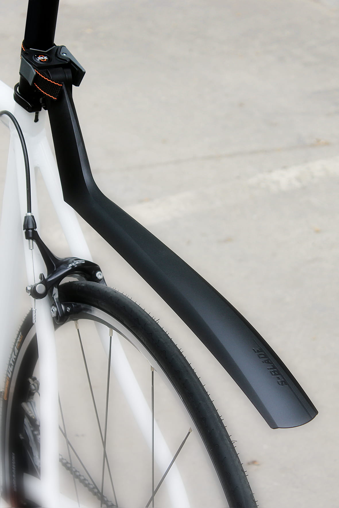 Błotnik S-BLADE 28" tył