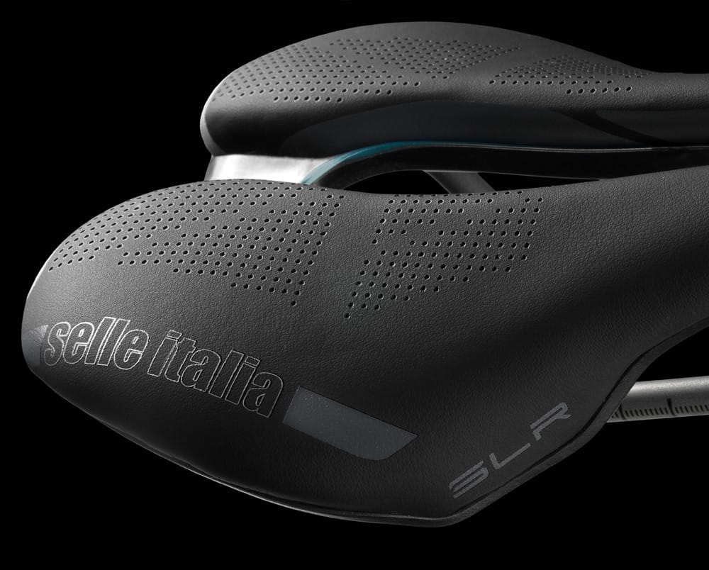 Siodło SELLE ITALIA SLR BOOST GRAVEL TI316, Superflow L (id match L3), TI 316 Rail, Fibra-Tek, Light Gel, 209g, Czarne - rove.pl