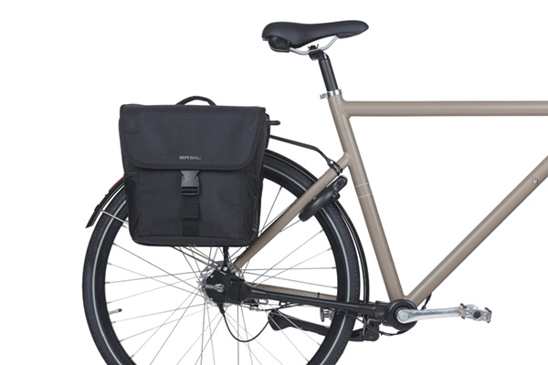 Sakwa miejska podwójna BASIL GO DOUBLE BAG MIK 32L MIK System (ready to go) solid black.webp